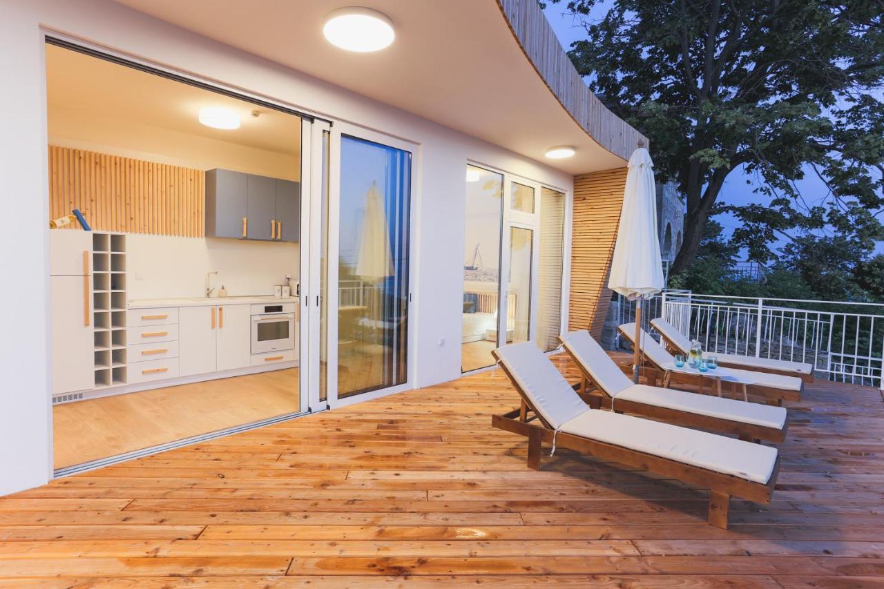 Talisman Villa Каварна Екстериор снимка